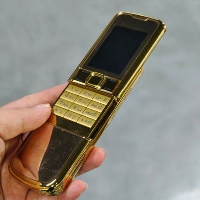 2G GSM دو سیم کارت بلوتوث جدید کلاسیکی 8800 اسلایدر تلفن همراه 2.4 اینچ صفحه نمایش